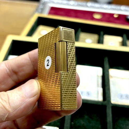 DuPont N2 gold lighter like new
