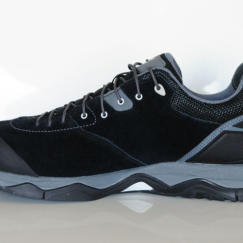 Haglöfs Roc Claw Gore-Tex new black and gray sports shoes