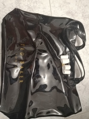 Ted Baker shoulder bag new, black patent leather