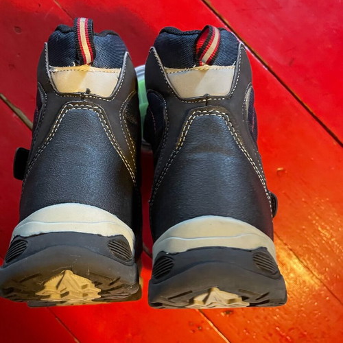 Bulldozer kids' ankle boots like new, size 34, black with fur lining