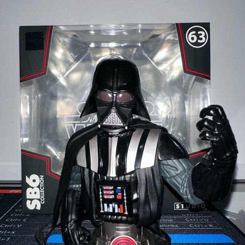Darth Vader bust Abysse like new with box