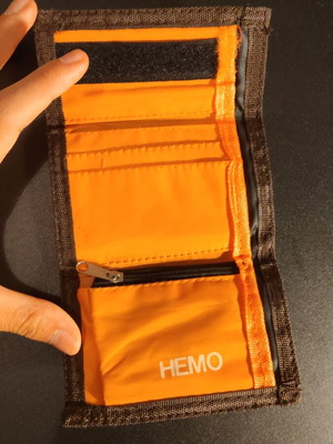 Hemo Checked Wallet like new, black and orange