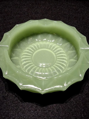 Vintage σταχτοδοχείο από οπαλίνα, mid-century design, σαν καινούργιο