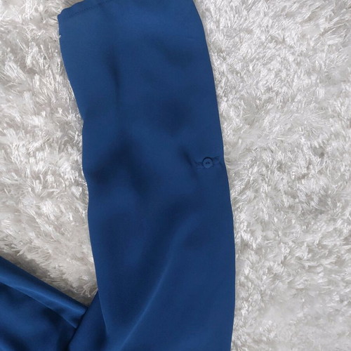 Stradivarius blue shirt like new, wrinkle-free fabric, size L