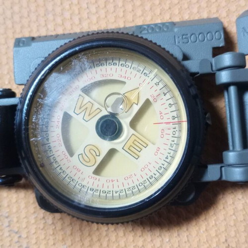 Military Type Compass like new