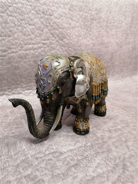  (FENG SHUI) diakosmitikos indikos elefantas (i:13ek. p:8ek. m:20ek. v:550gr.)