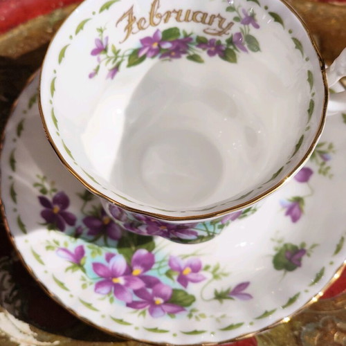Royal Albert February tea cup like new, bone china