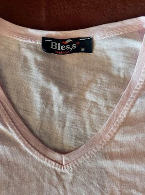 Bles,s Fashion pink T-shirt size Medium with London print