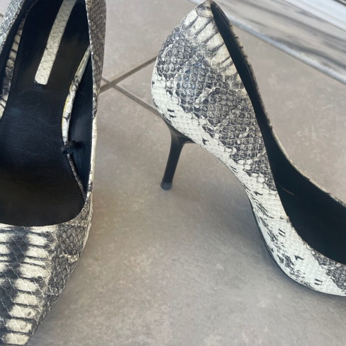 Zara pumps like new, black and white zebra pattern, size 39
