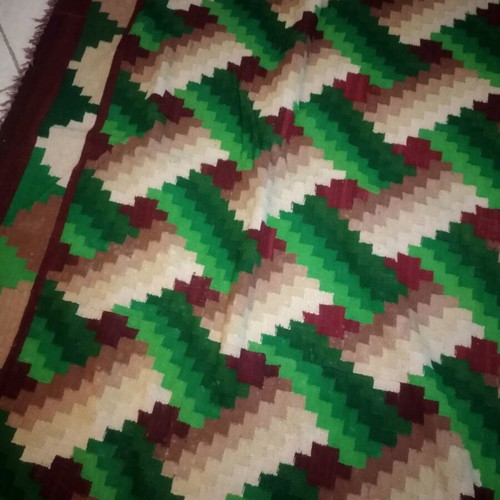Vintage woven rug from the 60s like new, size 2.20x3.20
