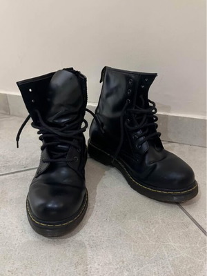 Leather combat boots used, size 40, black