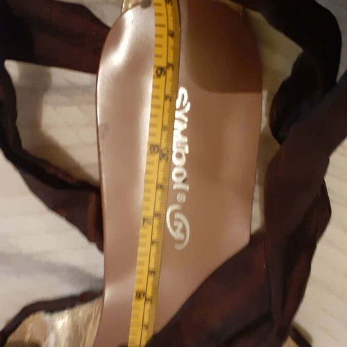 Gladiator sandals like new, brown with gold details, size 39