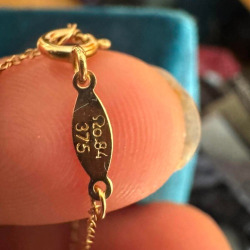 Mama necklace with 9K gold chain, like new, decorated with zircon stones