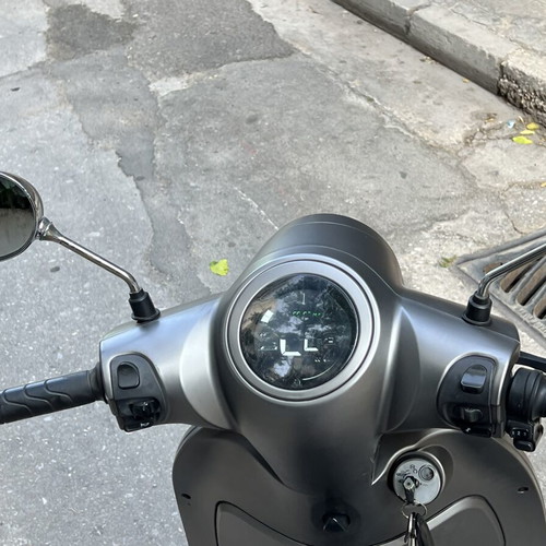 LVNENG LX06 max 4000W Vespa electric scooter