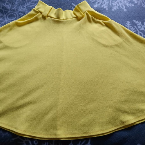 Midi skirt yellow high-waisted new, small/medium