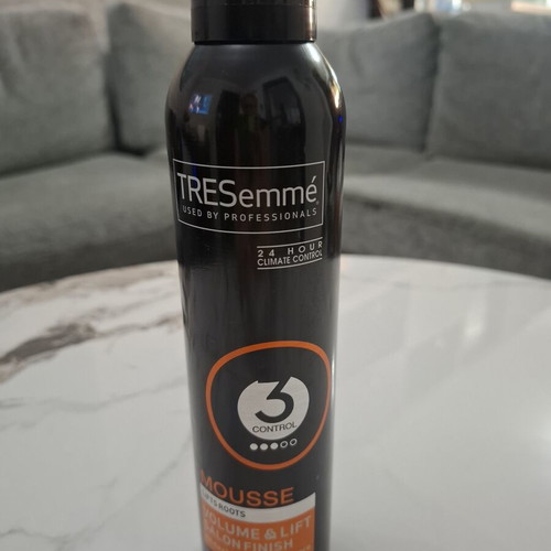 TRESemmé Volume & Lift Hair Mousse 300ml