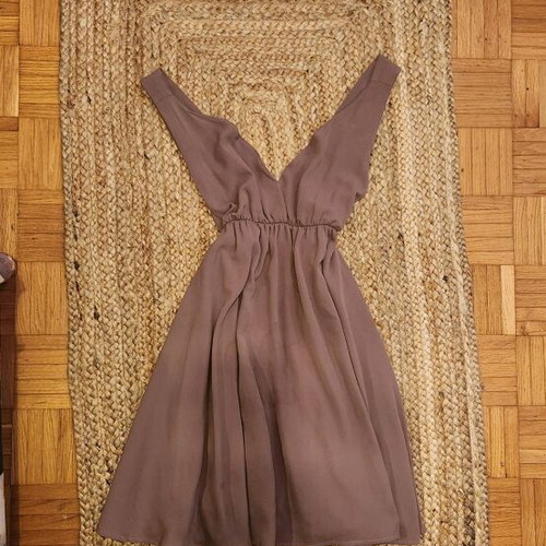 Airy dress like new, beige, open neckline, size S
