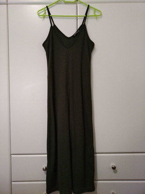 Stradivarius small πλεκτο φόρεμα τιραντακι