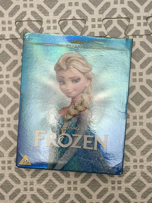 Frozen Disney Blu-ray movie like new, dubbed