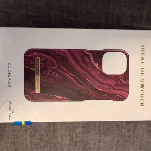 iPhone 13 Mini Case Ideal Of Sweden like new