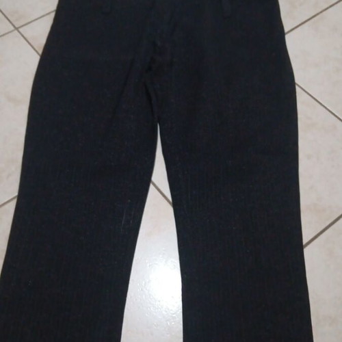 Capri pants with side zipper, black