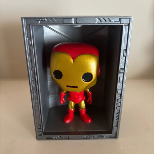 Funko Pop Iron Man Hall Of Armor figure like new