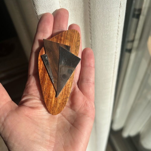 Women's wooden pin with silver details like new
