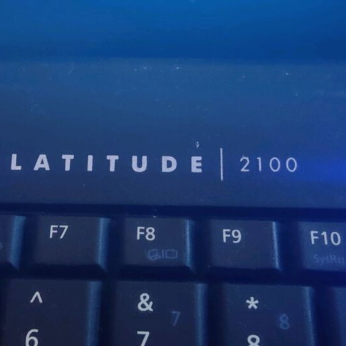 Dell Latitude 2100 laptop used, 10-inch screen