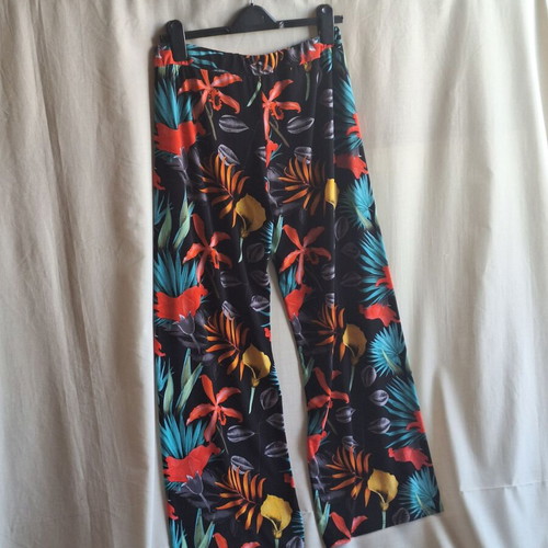D&D Moda Medium Wide Leg Tropical Summer Pants with Floral Print like new