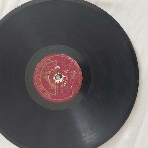 His Master’s Voice 78 RPM Record used, laiko