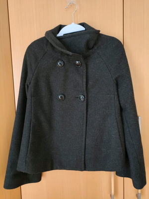 Κοντό παλτό Benetton μέγεθος 40 σκούρο γκρι like new