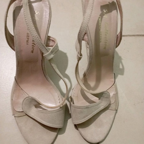 Sandals used, size 38