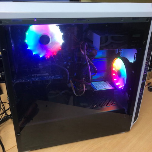 Computer like new with excellent condition and performance