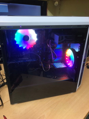 Computer like new with excellent condition and performance