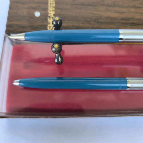 Sheaffer 440 set pen and mechanical pencil like new, blue navy