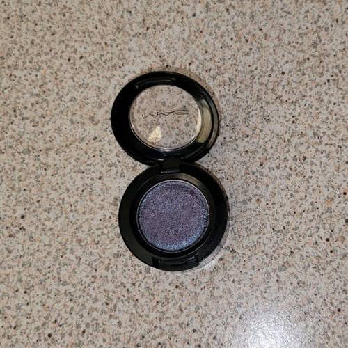 MAC Get Physical Dazzleshadow eyeshadow like new