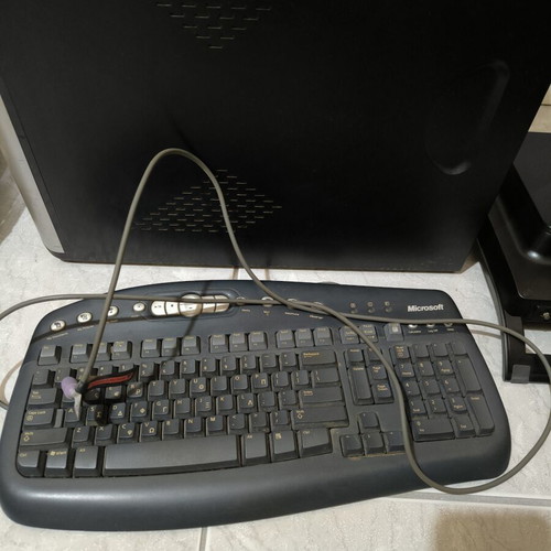 Sony computer monitor with HP keyboard and scanner
