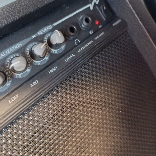 Crate GX 15 Reverb amplifier like new