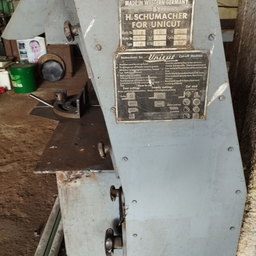 Iron bandsaw