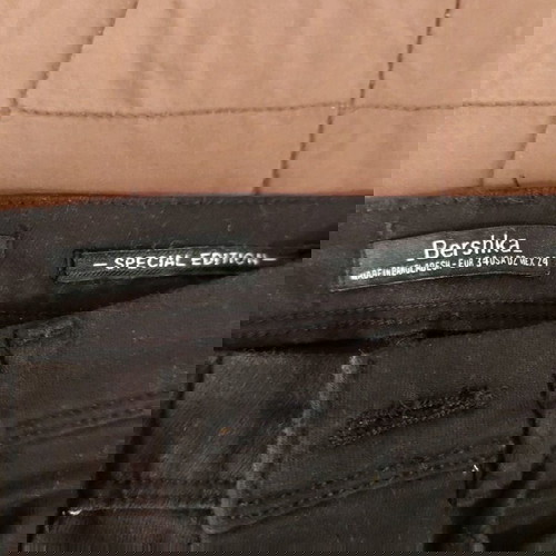 Bershka black pants XS with gold embroidery like new