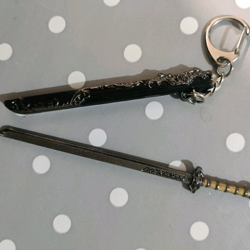 Vikings sword keychain like new