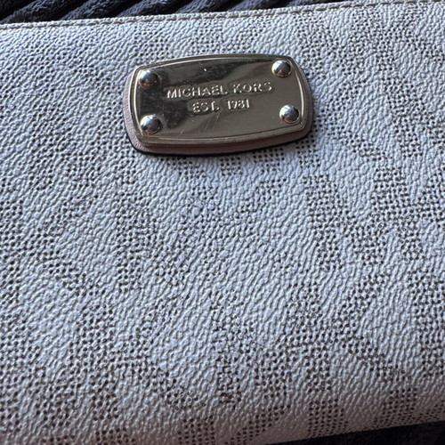 Michael Kors Jet Set Travel wallet used, vanille