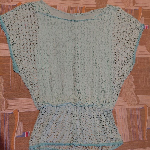 Turquoise top with lace look new, size M 38 10