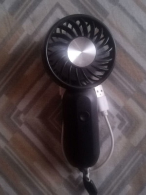 Mini rechargeable fan black, 3 speeds, USB cable, 13cm