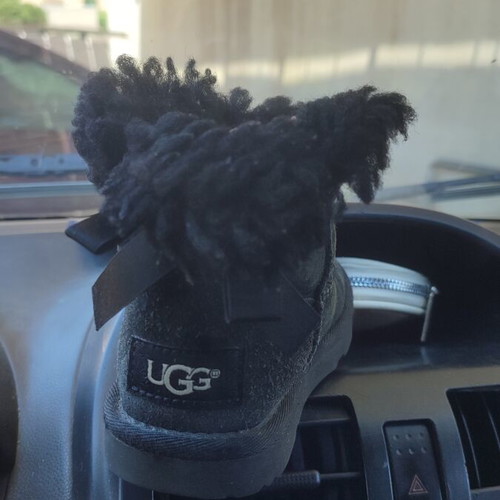 Ugg Australia kids boots size 26 used, black