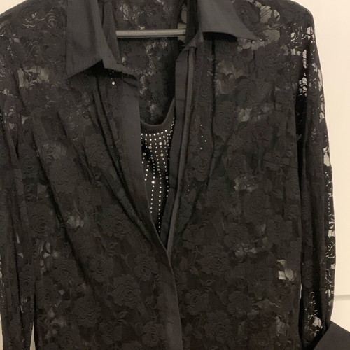 Black lace shirt and top with strass like new