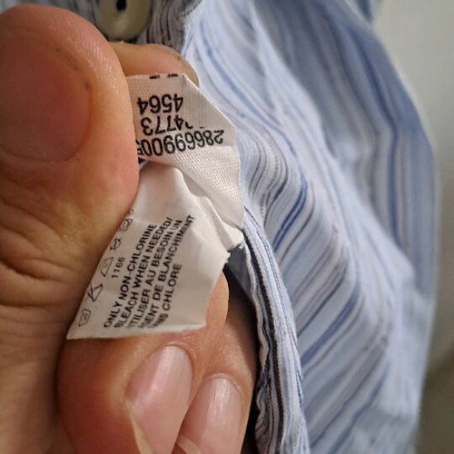 GAP dress shirt size M like new, blue and turquoise