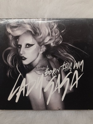 Lady Gaga Born This Way CD албум като нов, поп