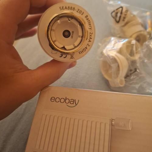 Set of 2 smart radiator thermostats Zigbee new