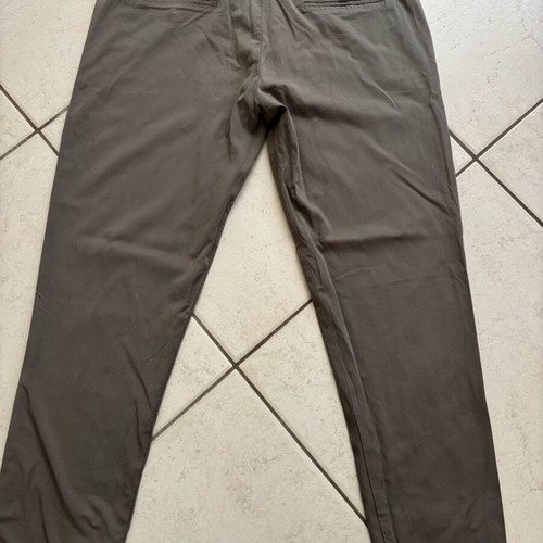 Access Fashion Slim Fit Chino Pants like new, khaki green